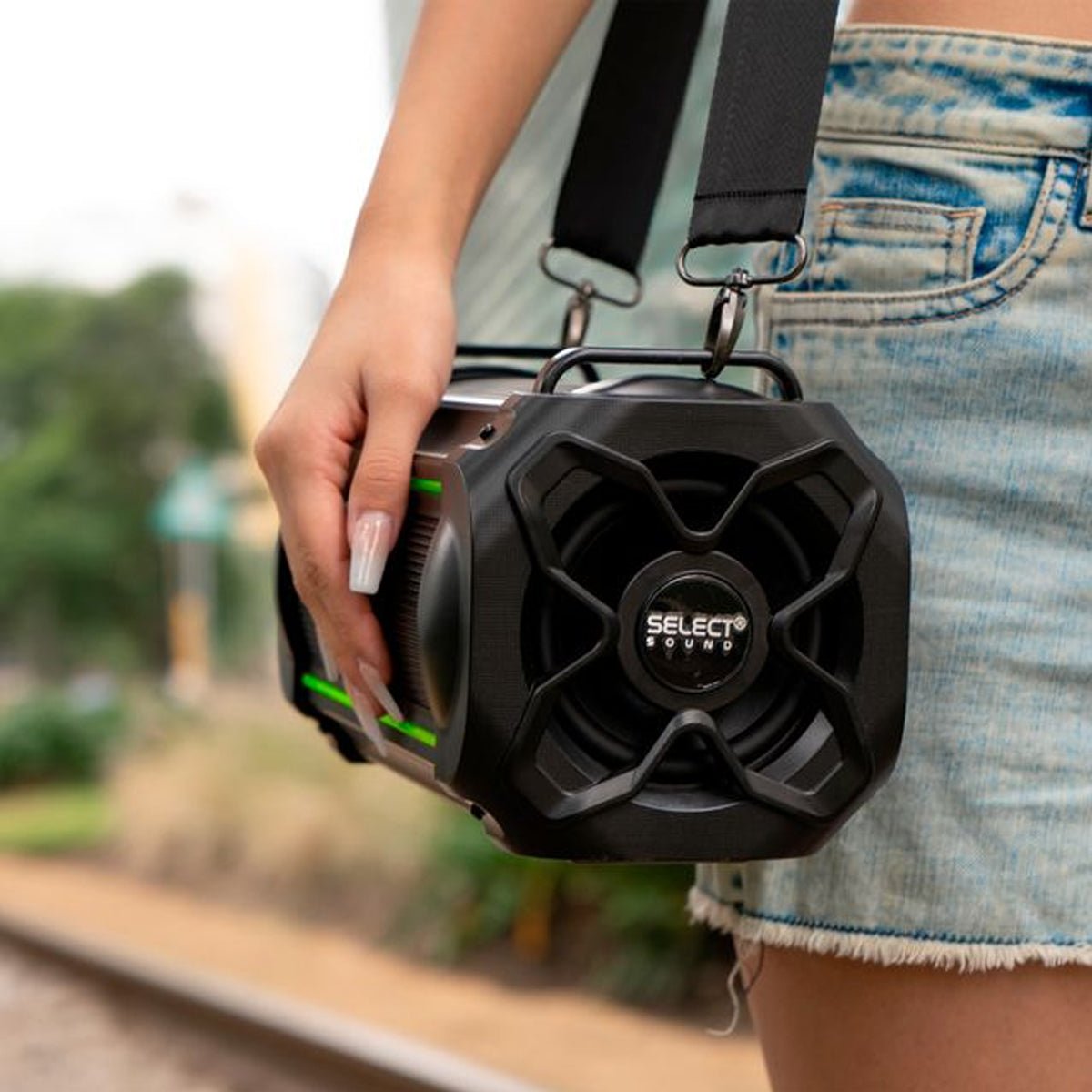 Bocina Bluetooth con Luz LED BT220 + Power Bank 20000 mAh - Selectsound.com.mx
